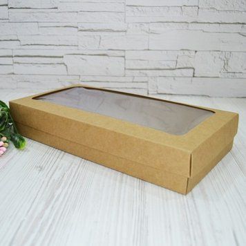 Коробка д. макаронс 305х155х50 з вікном КРАФТ