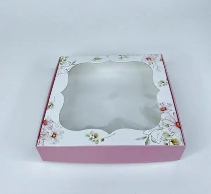 Коробка д. пряників 150х150х30 з фігурн. вікном КОСМЕЯ