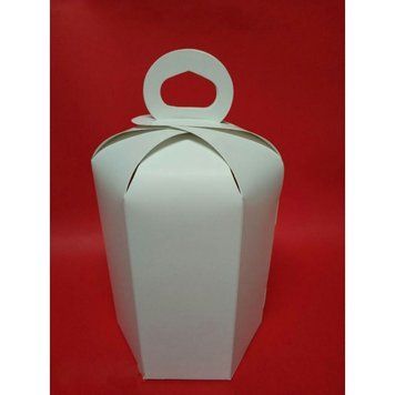 Коробка д. Паски 150х180 (Д13см) БІЛА
