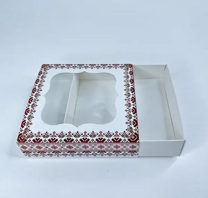 Коробка-пенал на 9 цукерок 120х120х30 з фігурн. вікном ВИШИВАНКА