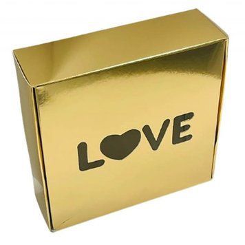 Коробка д. макаронс 150х150х50 "LOVE" ЗОЛОТА