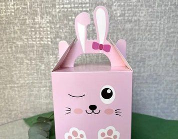 Коробка д. Паски 120х120х150 ВУШКА рожева