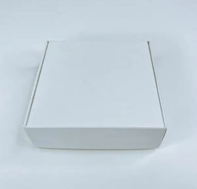 Коробка д. пряників 100х100х30 закрита БІЛА